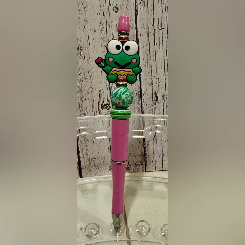 Hello Kitty your use pen